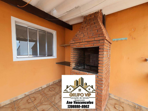 Casa 3 Dorm Sendo Uma Suíte,banheiro, Sala Ampla,cozinha