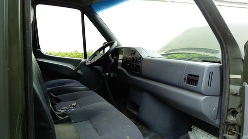 Mercedes Benz Sprinter Furgão 2.5 Curto 5p