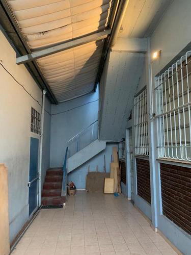 Local En Alquiler En Villa Sarmiento