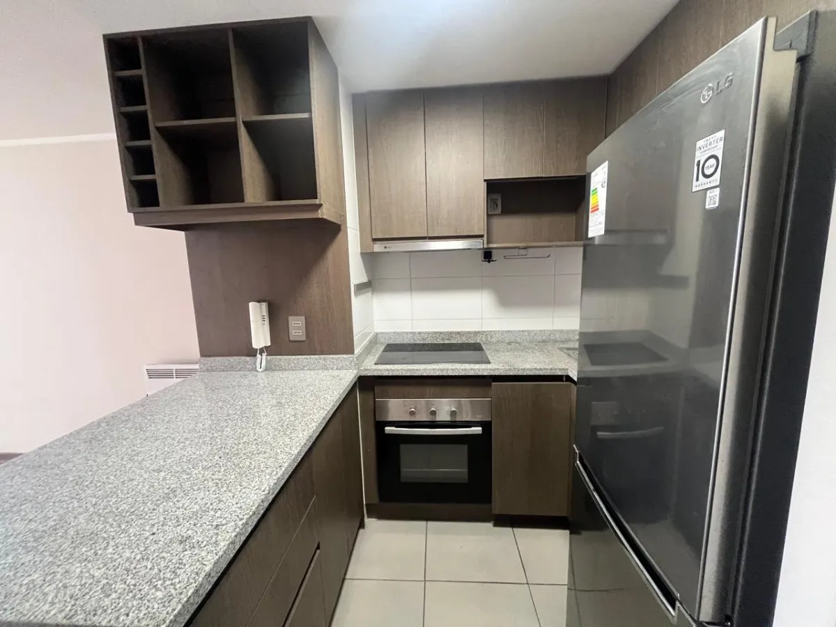 Imagen 3 de 27 de Arriendo De Departamento Con Estacionamiento