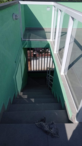Vendo Um Lindo Sobrado Localizado No Litoral Norte Ubatuba Pouco Tempo De Construção E Bem Localizado.
