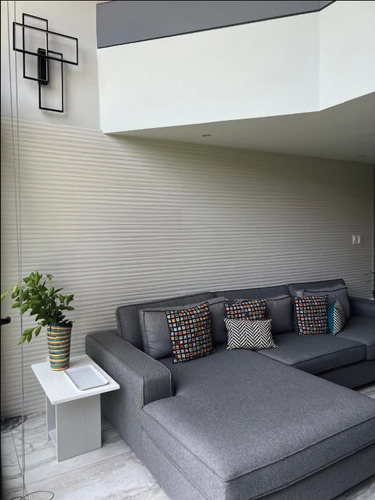 Casa En Venta Y Renta En Bosques De Las Lomas