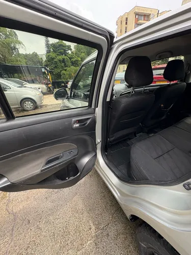 Suzuki Swift Live 1.2l