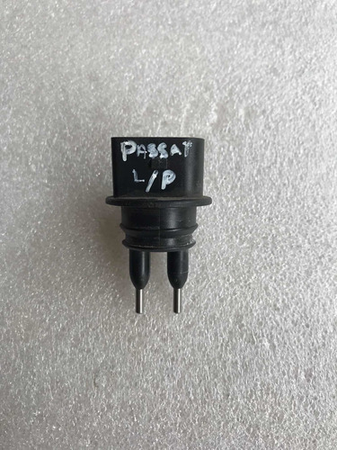 Sensor Nivel Liquido Limpiaparabrisas Vw Passat 97-05