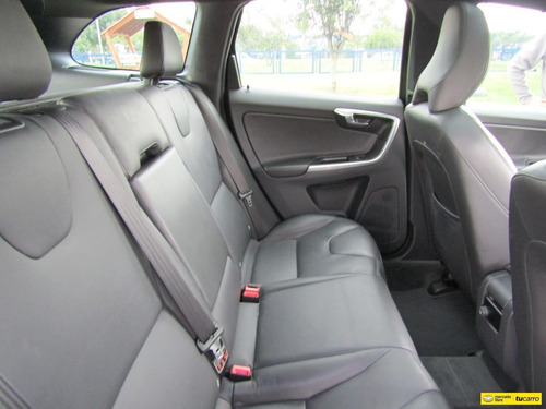 Volvo Xc60 2.0 T5 Awd Summum