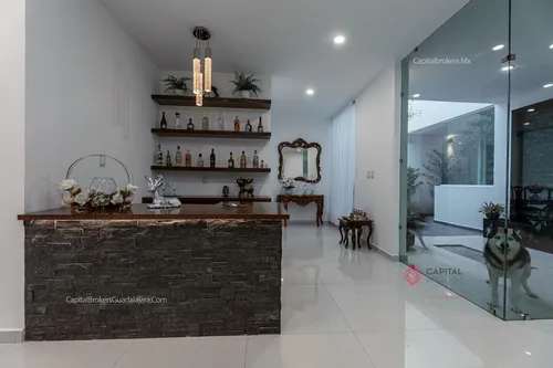 Casa En Venta De Lujo Arcos Guadalupe Zapopan