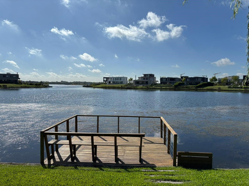 Casa En Alquiler Anual En Marinas, Puertos, Escobar