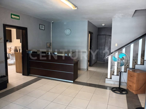 Oficina En Venta En Col. Mitras Centro En Monterrey