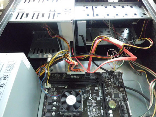 Imagen 5 de 8 de Cpu Compu New Para Repuesto O Reparar