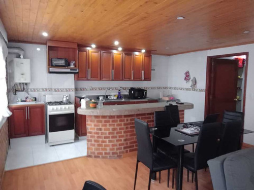 Imagen 3 de 8 de Arriendo Apartamento En Mazuren Bogota
