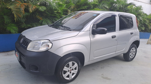Fiat Uno Uno Vivace 1.0 8V (Flex) 4p