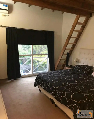 Casa En Alquiler En Barrio Septiembre, 4 Ambientes Con Pilet
