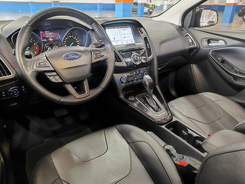 Ford Focus 2.0 Titanium Flex Powershift 5p