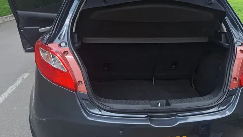 Mazda 2 Automático