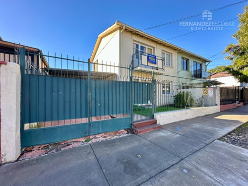 San Felipe - Se Vende Casa 5d 2b - Sobre Tocornal
