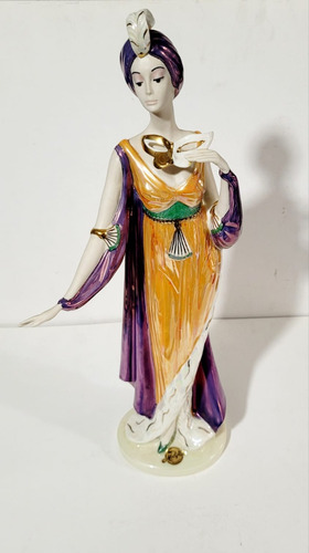 Figura Porcelana Dama Del Antifaz