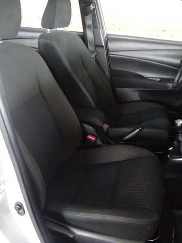 Imagem 9 de 11 de Toyota Yaris 1.3 16v Flex Xl Manual
