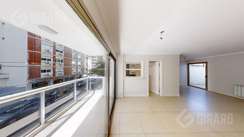 Departamento En Venta Zona La Perla, Edificio Delfi Vii