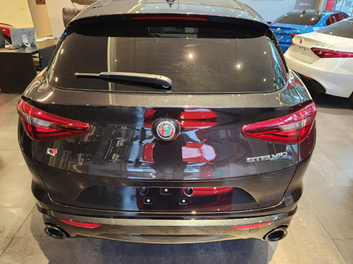 Alfa Romeo Stelvio 2.0 280cv At Q4 Veloce