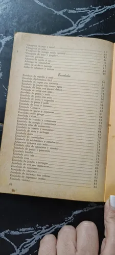 Libro De Cremas Y Aderezos (Usado)