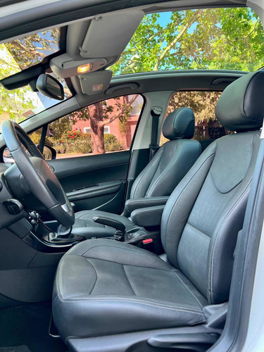 Imagen 7 de 25 de Peugeot 308 2019 1.6 Feline Hdi 115cv Tope De Gama = A Nuevo