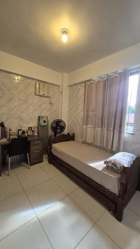 Apartamento 2/4 Com Suíte E Sacada