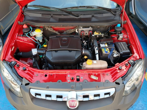 Imagem 12 de 12 de Fiat Strada Cd Adv 1.8 16v 3portas 2015