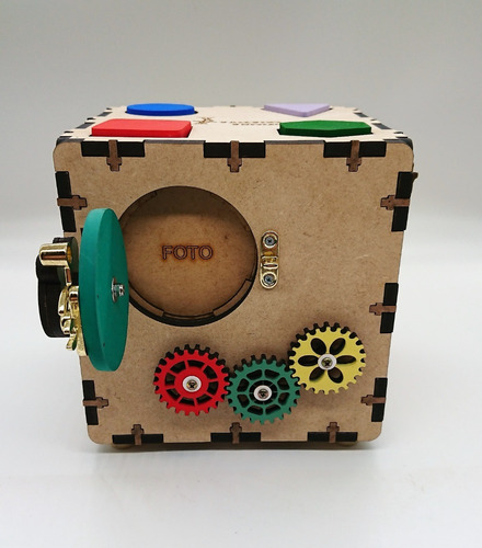 Imagem 3 de 7 de Cubo Sensorial Estilo Montessoriano: