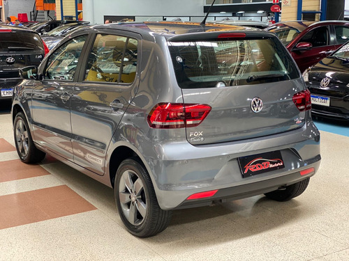 Volkswagen Fox 1.6 Connect Total Flex I-motion 5p