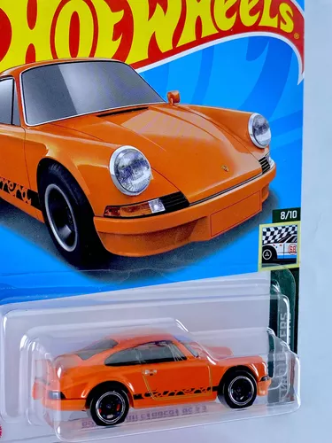 Um carrinho da Hot Wheels ou um Porsche 911 Carrera 4S zero km