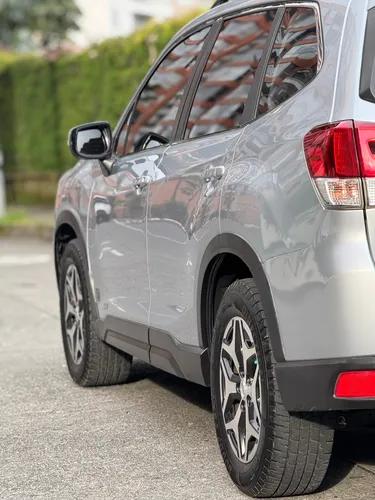 Subaru Forester 2.0 Xt