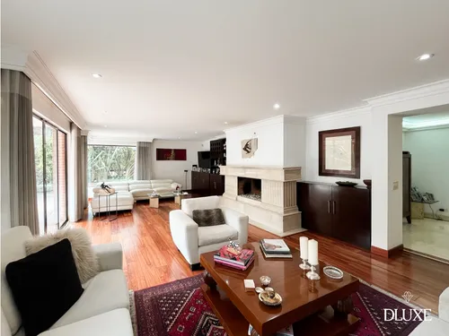 Vendo, Apartamento En La Carolina, 4 Habitaciones Para Inversión