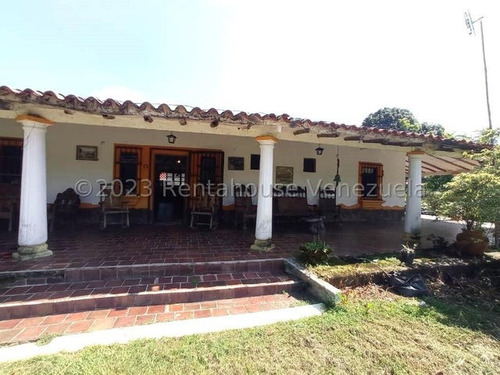 Maria Elena Latouche En Venta En Sabana Del Medio Terreno Con 4.428,58 Mtrs, Casa Construida De 400mtrs . Ven Visítelo!! Mels 24-7440