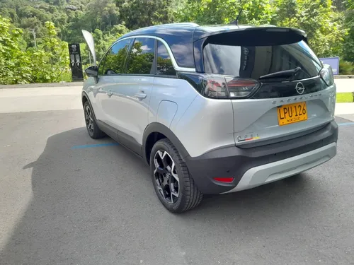 Opel Crossland 1.2L Elegance