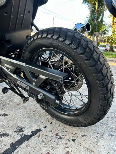 Royal Enfield Himalayan Scram 411 2023