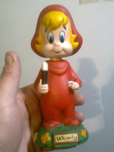 Muñec Funko Wendy Brujita Fantasma Gasparin Wacky Wobler Kxz