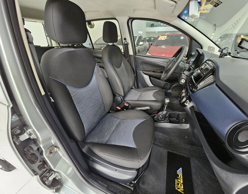 Fiat Uno 1.0 EVO ATTRACTIVE 8V FLEX 4P MANUAL