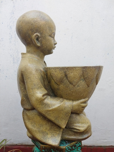 Estatua Monje Hindú Niño Símil Piedra (solo X Pedido)