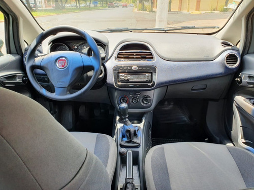 Imagem 5 de 6 de Punto Attractive 1.4 Flex Mecânico 2013