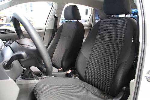 Imagem 7 de 14 de Volkswagen Polo 1.6 Msi Total Flex Manual