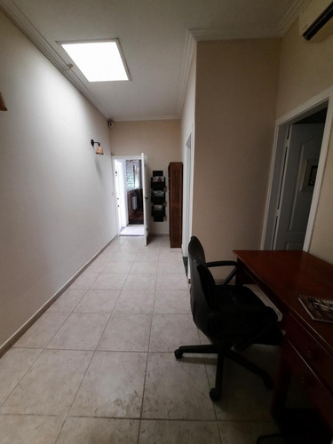 En Venta Casa Cuatro Dorm. En Yerba Buena Golf Country Club