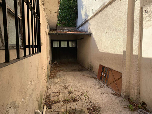Casa 2 Dormitorios Banfield Con Cochera