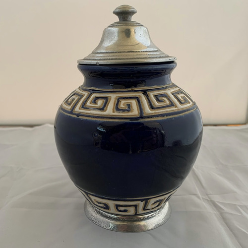 Caramelera 13cm De Ceramica Con Tapa Base Decorativa