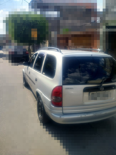 Chevrolet Corsa Wagon 1.0 16v Super 5p 2000