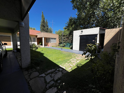 Venta Casa Calle Cubillos Chacras De Coria