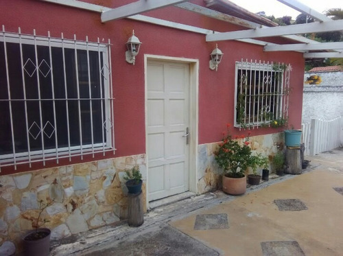 Imagen 1 de 14 de Casa Urb  Villa Trinidad Los Teques 4 Habitaciones