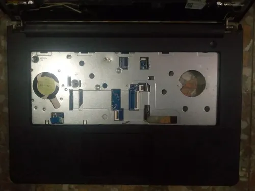 comprar Carcasa Dell Inspiron 3559 Y Otras Partes (preguntar)