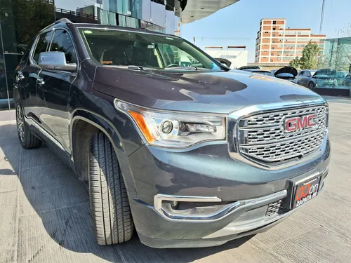 GMC Acadia 3.6 Denali V6 Piel 7 Pas. Awd At