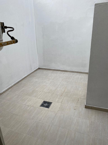 Imagen 11 de 21 de Triplex 4 Ambientes Ramos Mejia Sin Expensas