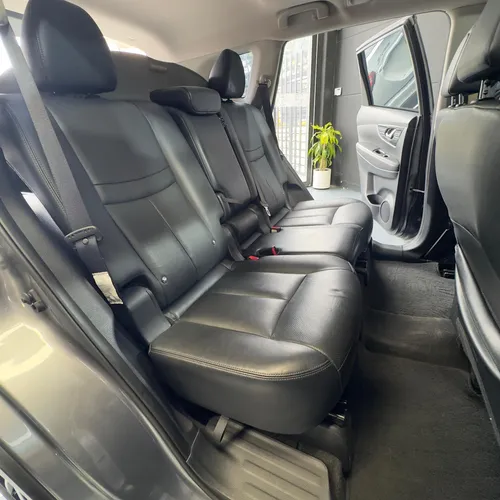 Nissan X-Trail 2.5 Exclusive